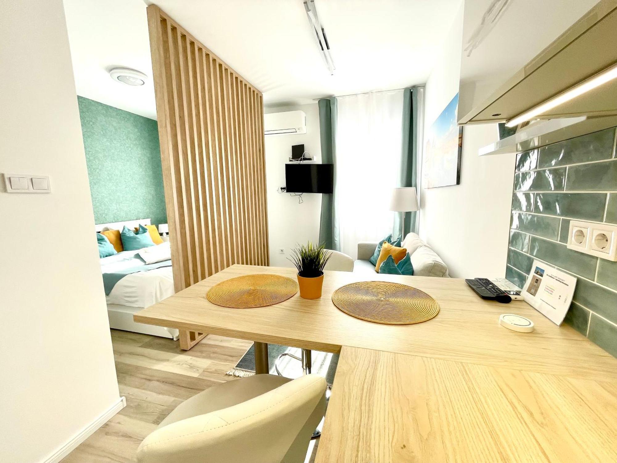 Margaret Apartment Next To The Lukacs Spa With Panorama Danube Budapest Exterior photo